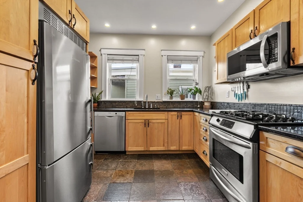 185 Savin Hill Ave, Dorchester