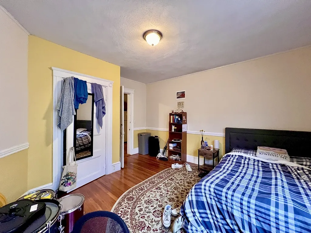 148 Strathmore Rd, Brighton