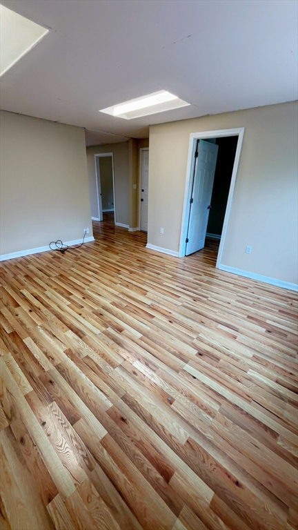 118 Maple St, Fall River