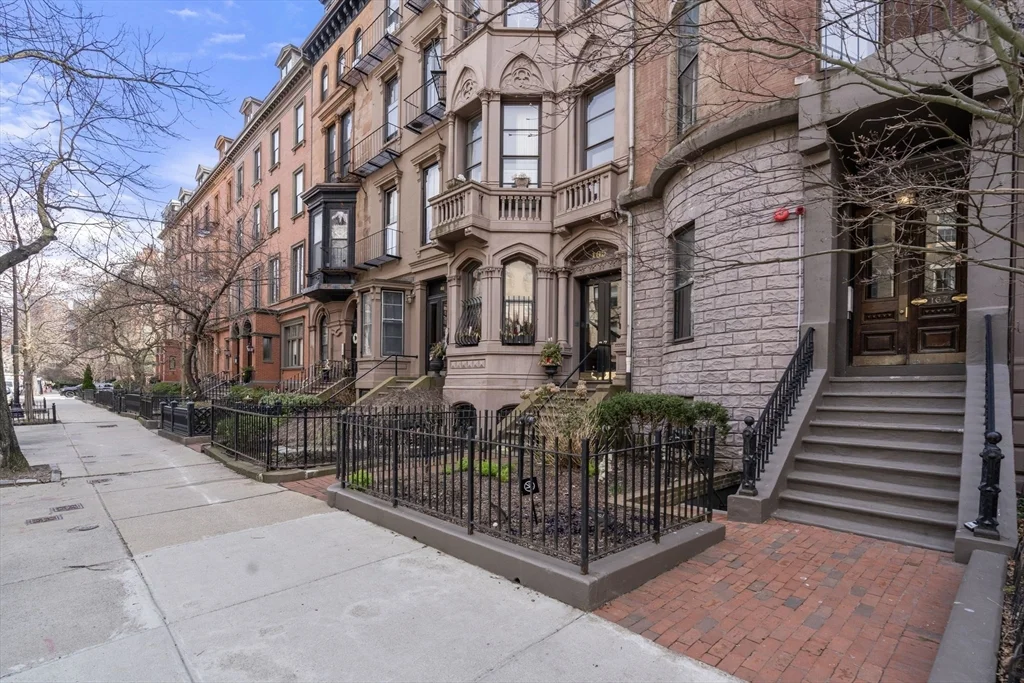 167 Beacon St, Back Bay