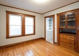 92 Murdock St, Oak Square