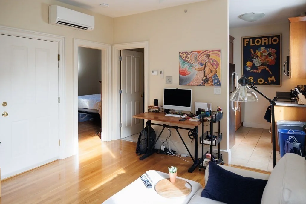 404 Marlborough St, Back Bay