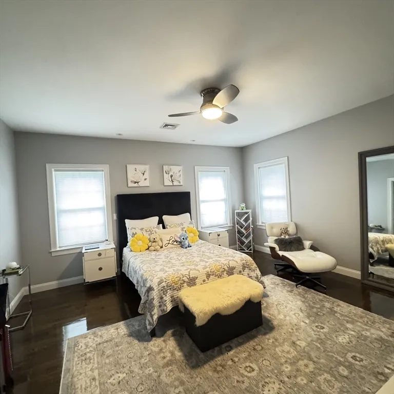 259 Oakwood Ave, Revere