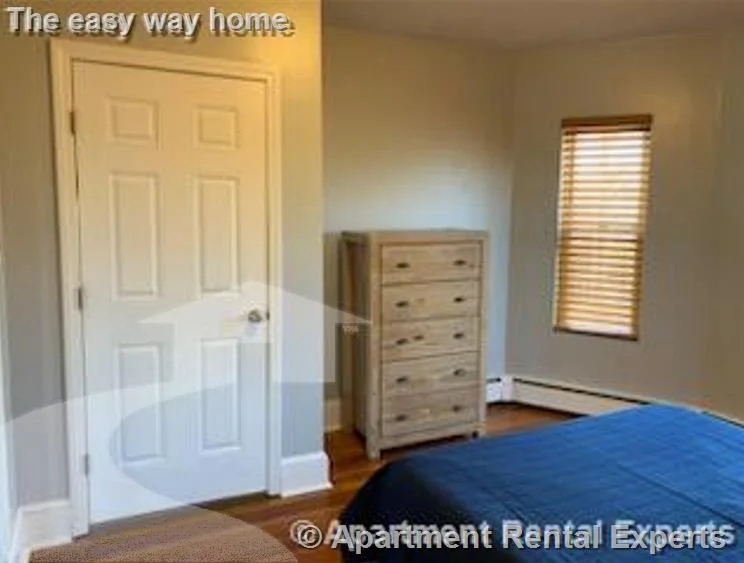 300 Park Ave, Revere