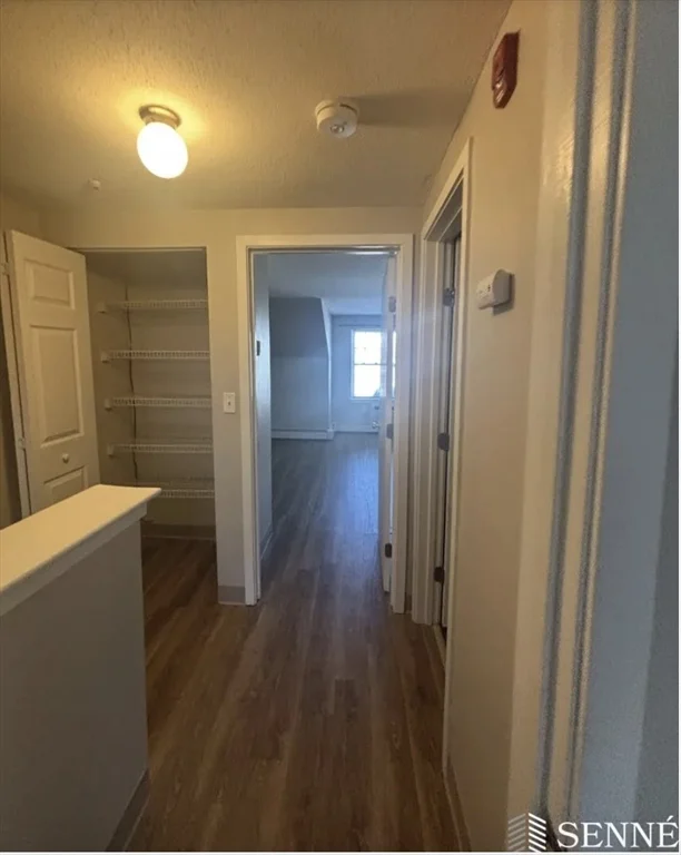 65 Frank's Ln, Hanover