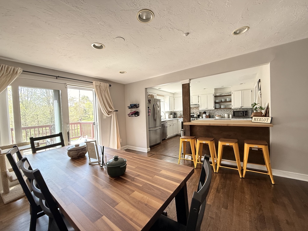 26 Hammond Pond Pkwy, Chestnut Hill