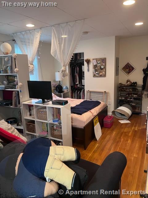 10 Garrison Ave, Teele Square