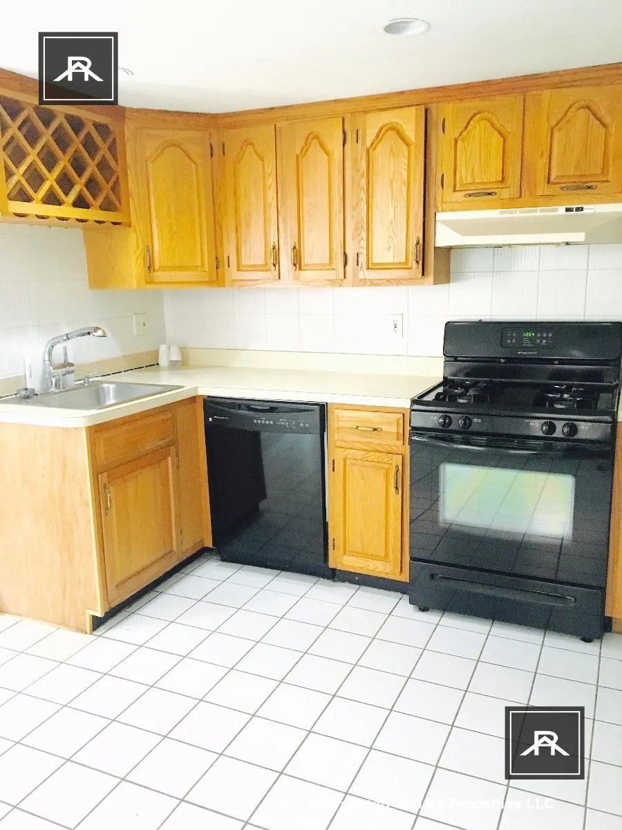 1746 Commonwealth Ave, Brighton