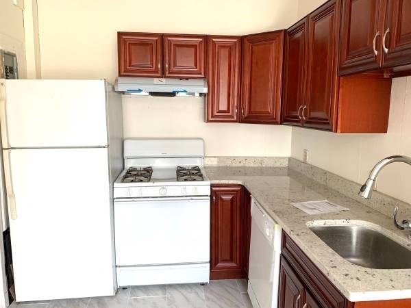 1691 Commonwealth, Boston