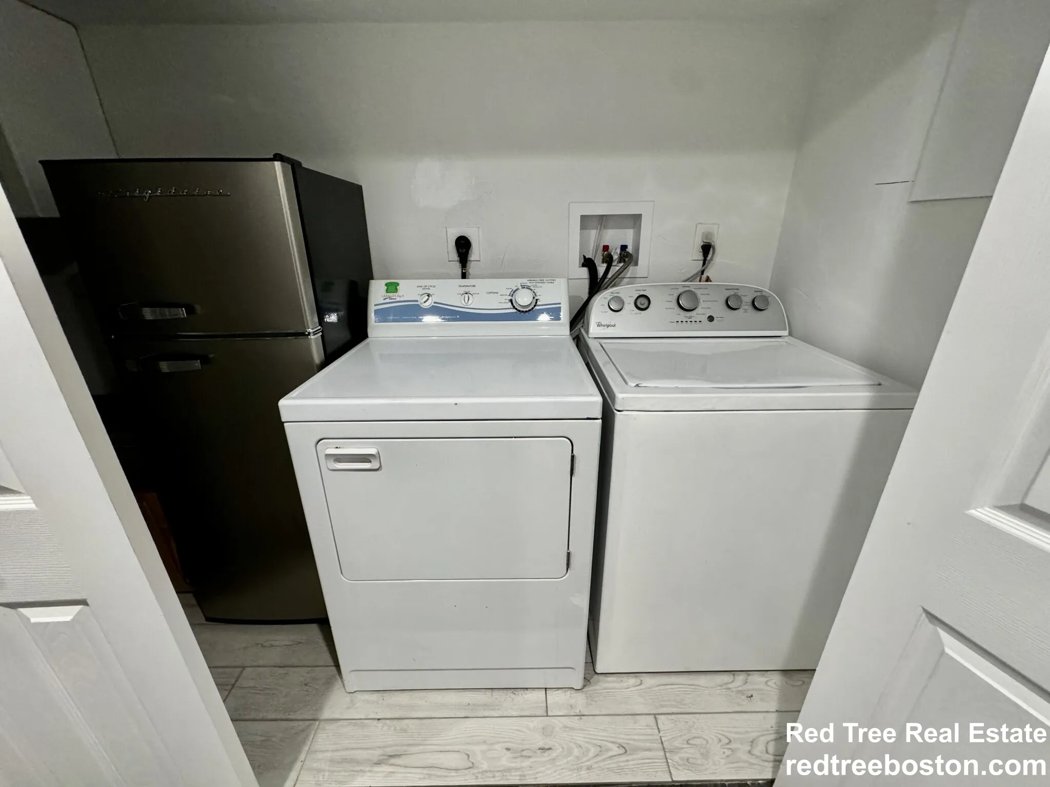 68 Manet Rd, Chestnut Hill