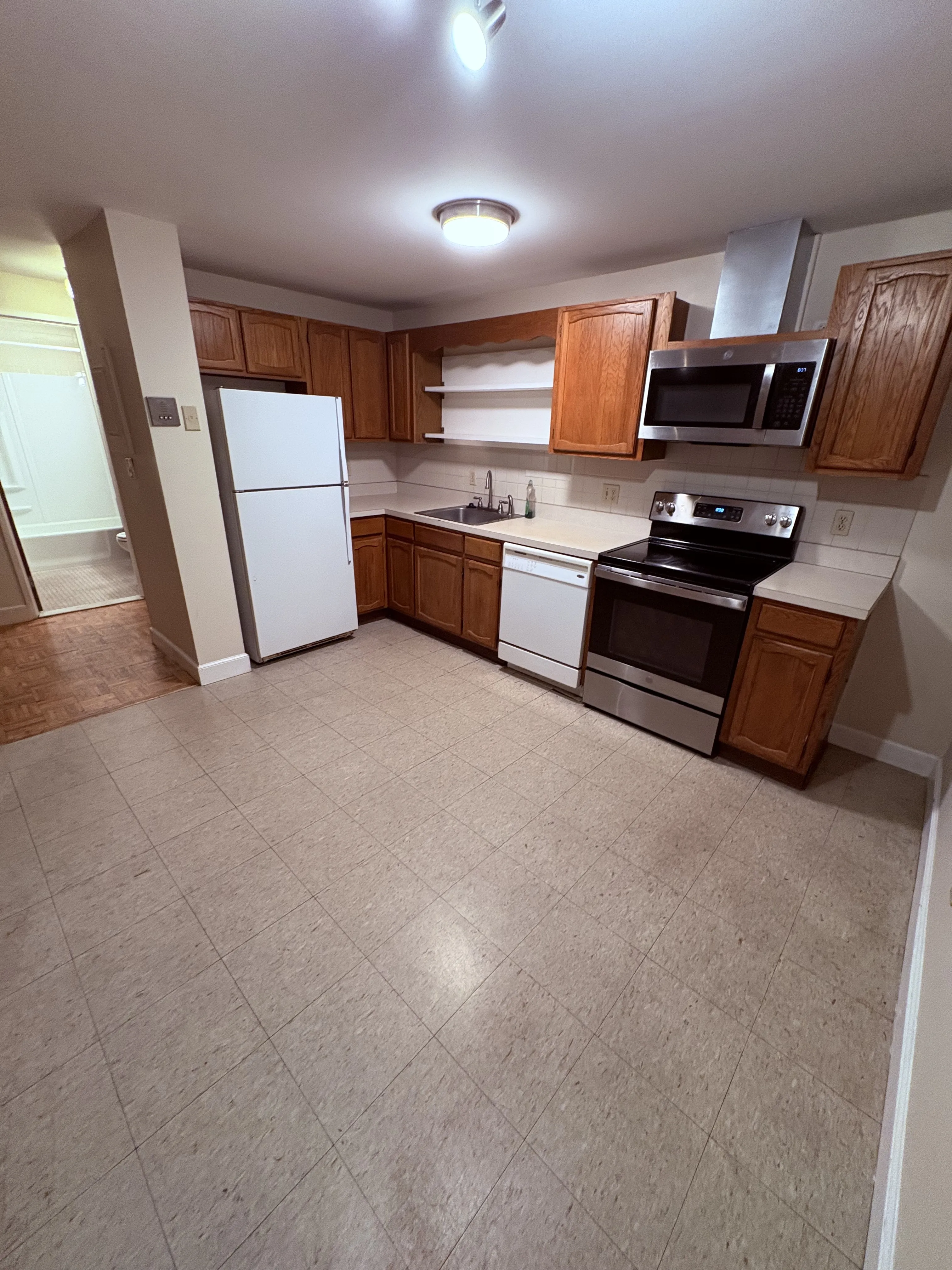 99 Fulton St, North End