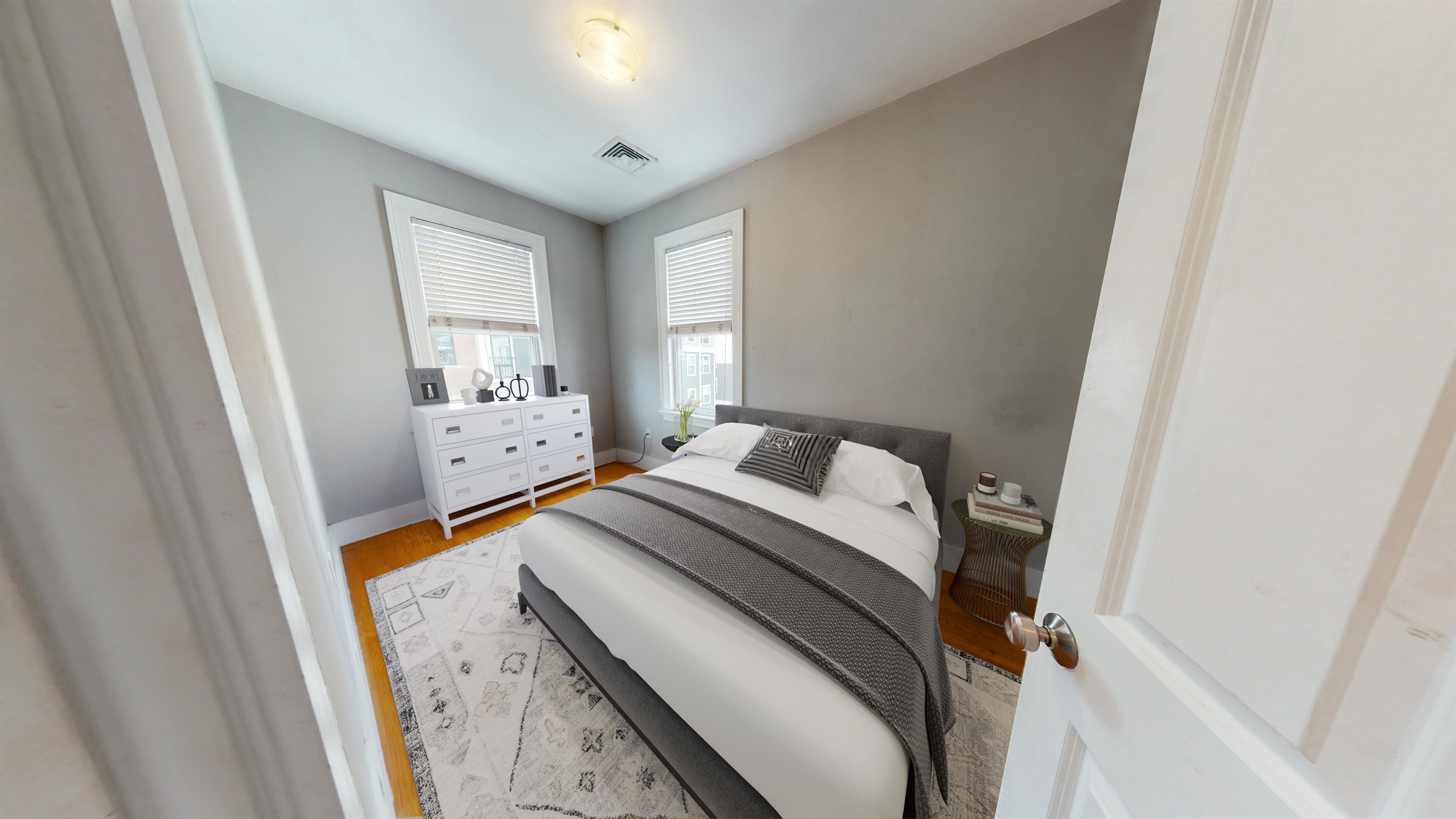 32 Ward St, South Boston