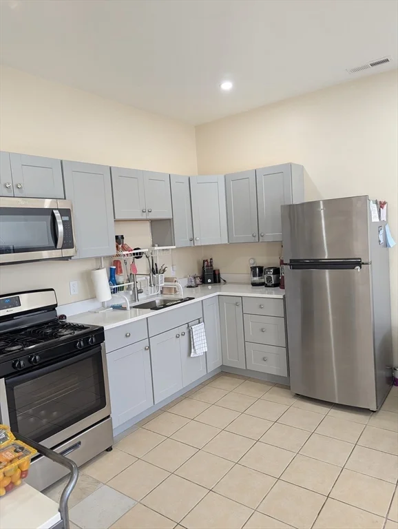 17-23 Salem St, Salem