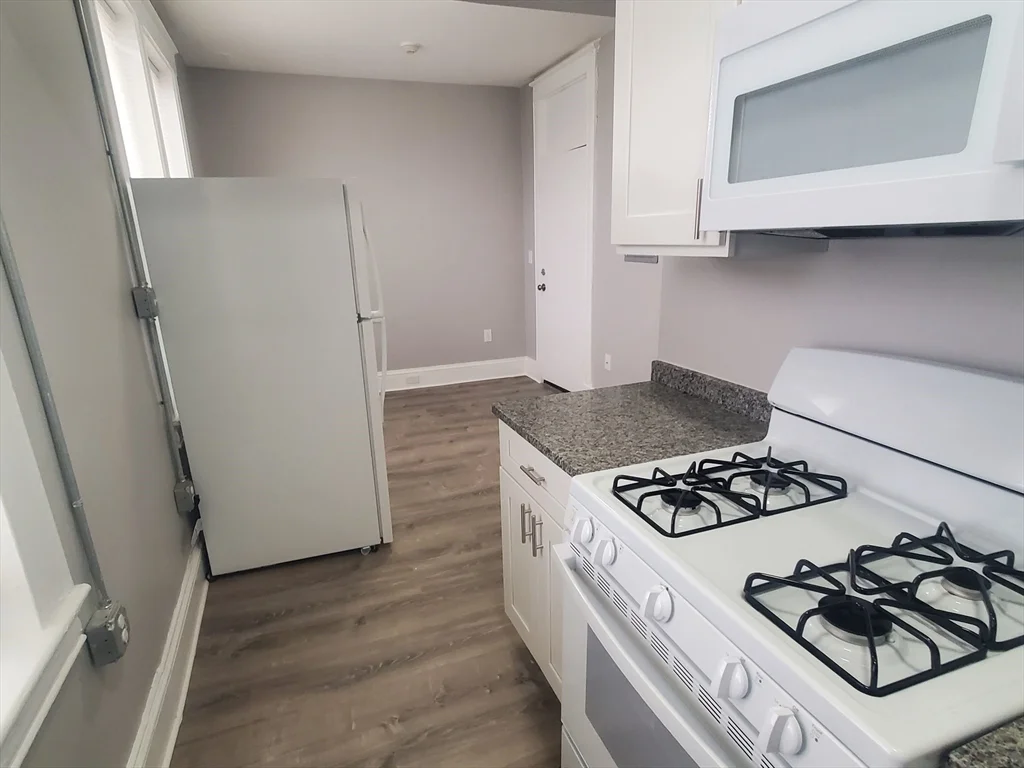 738 Washington St, Norwood