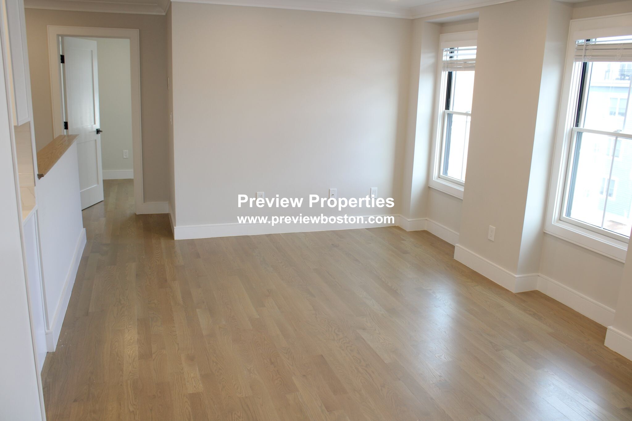 303 Maverick St, East Boston