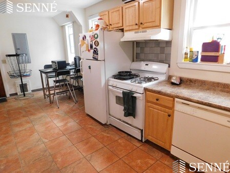 53 Porter Rd, North Cambridge