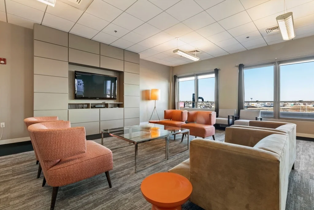 156 Porter St, East Boston