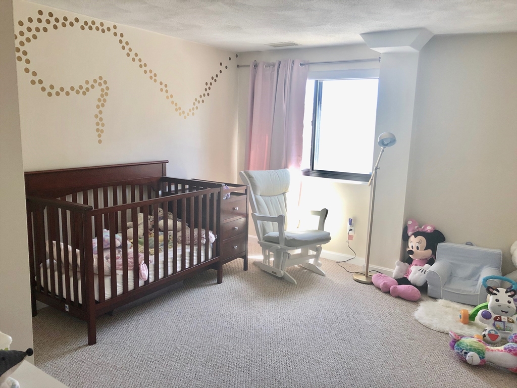 1600 Massachusetts Ave, Neighborhood Nine