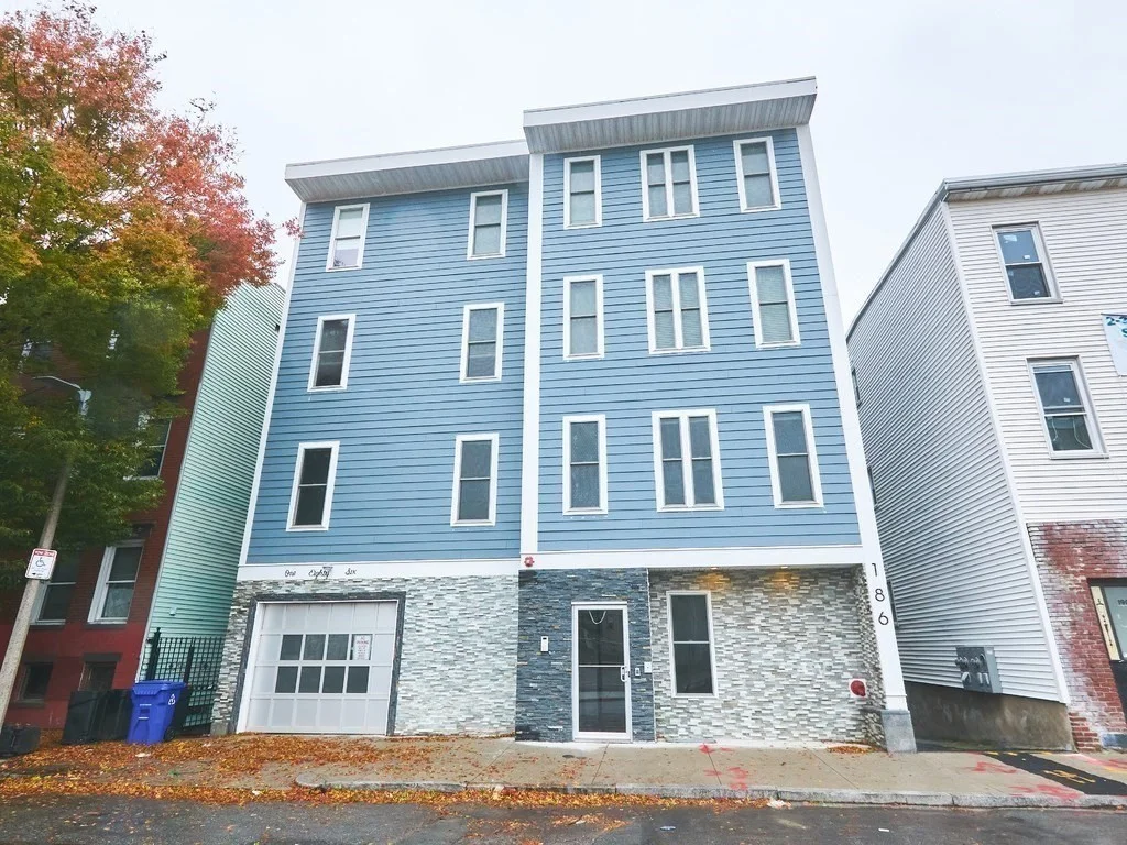 186-188 Paris St, East Boston