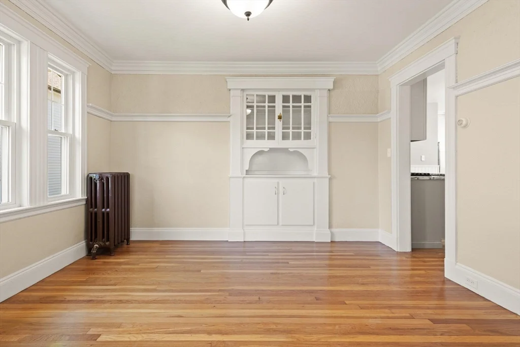 1521 Centre St, West Roxbury