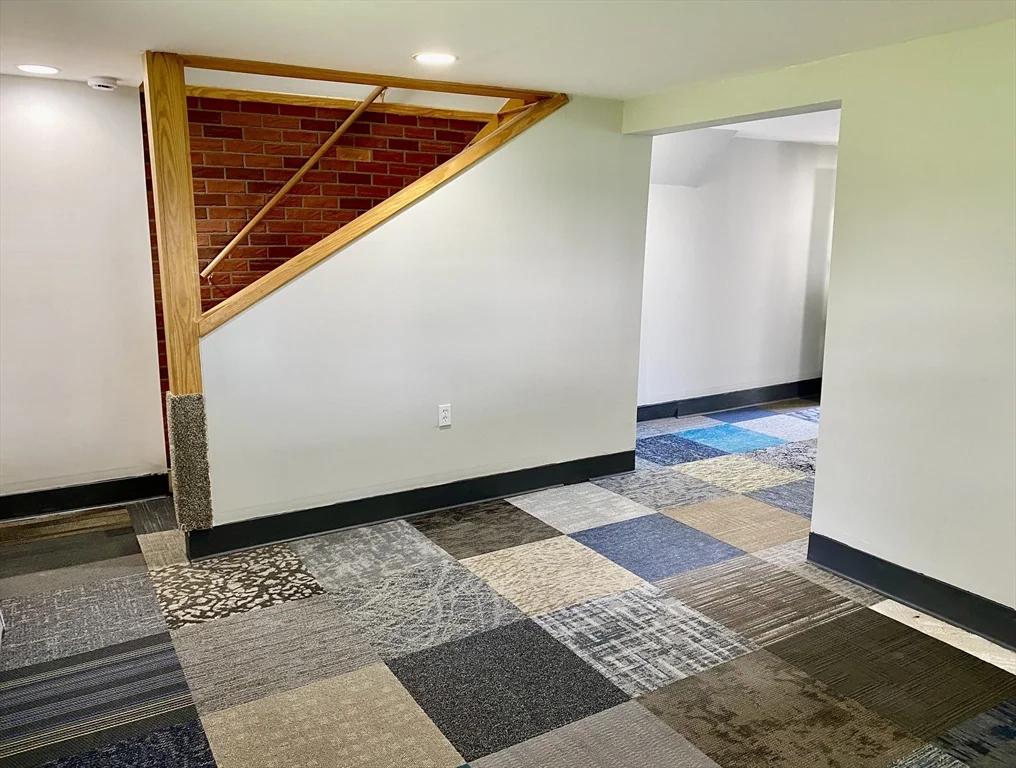 35 Denton St, Lowell