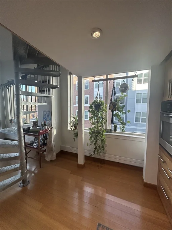 290 Pleasant St, Watertown