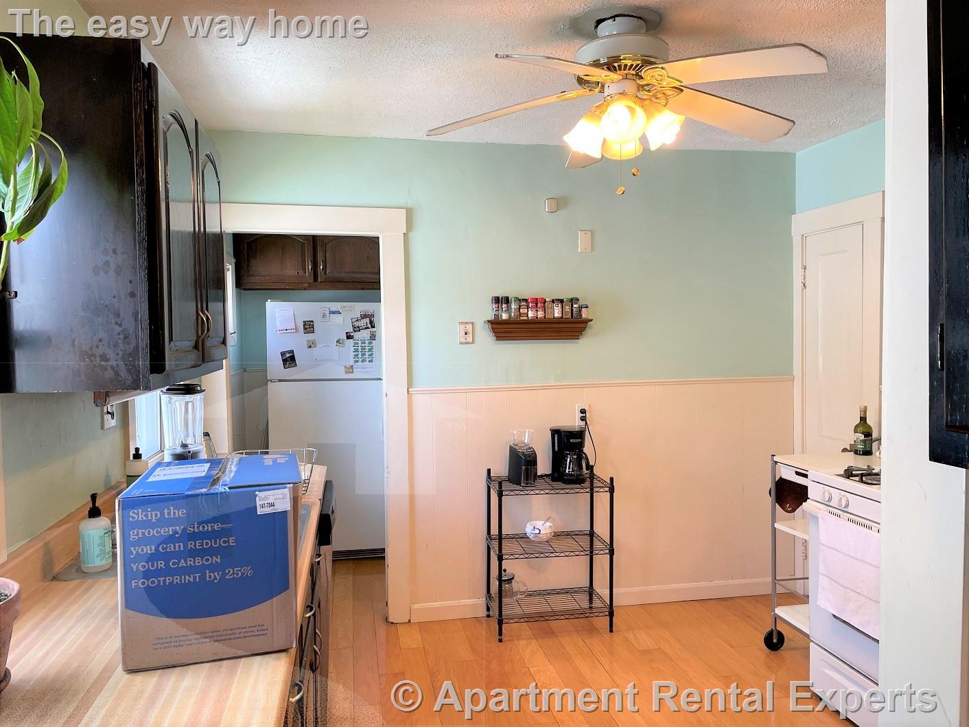 16 Hamilton St, Tufts