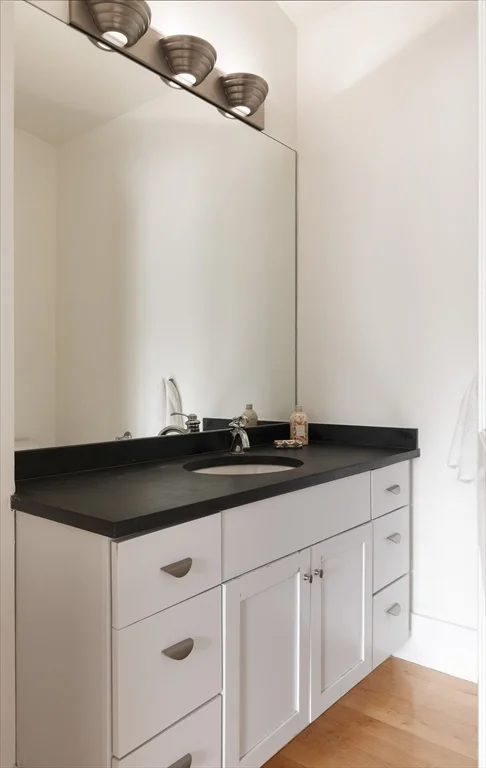 94 Hampshire St, Area 4-The Port