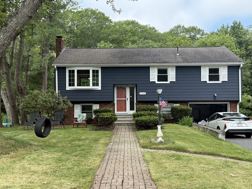 330 Swains Pond Ave, Melrose