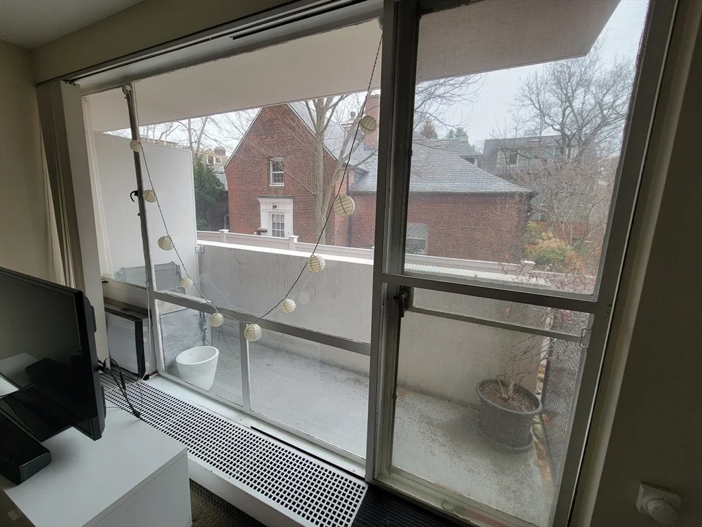 29 Concord Ave, Neighborhood Nine