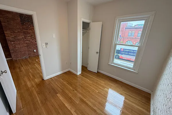 162 Broadway, East Somerville