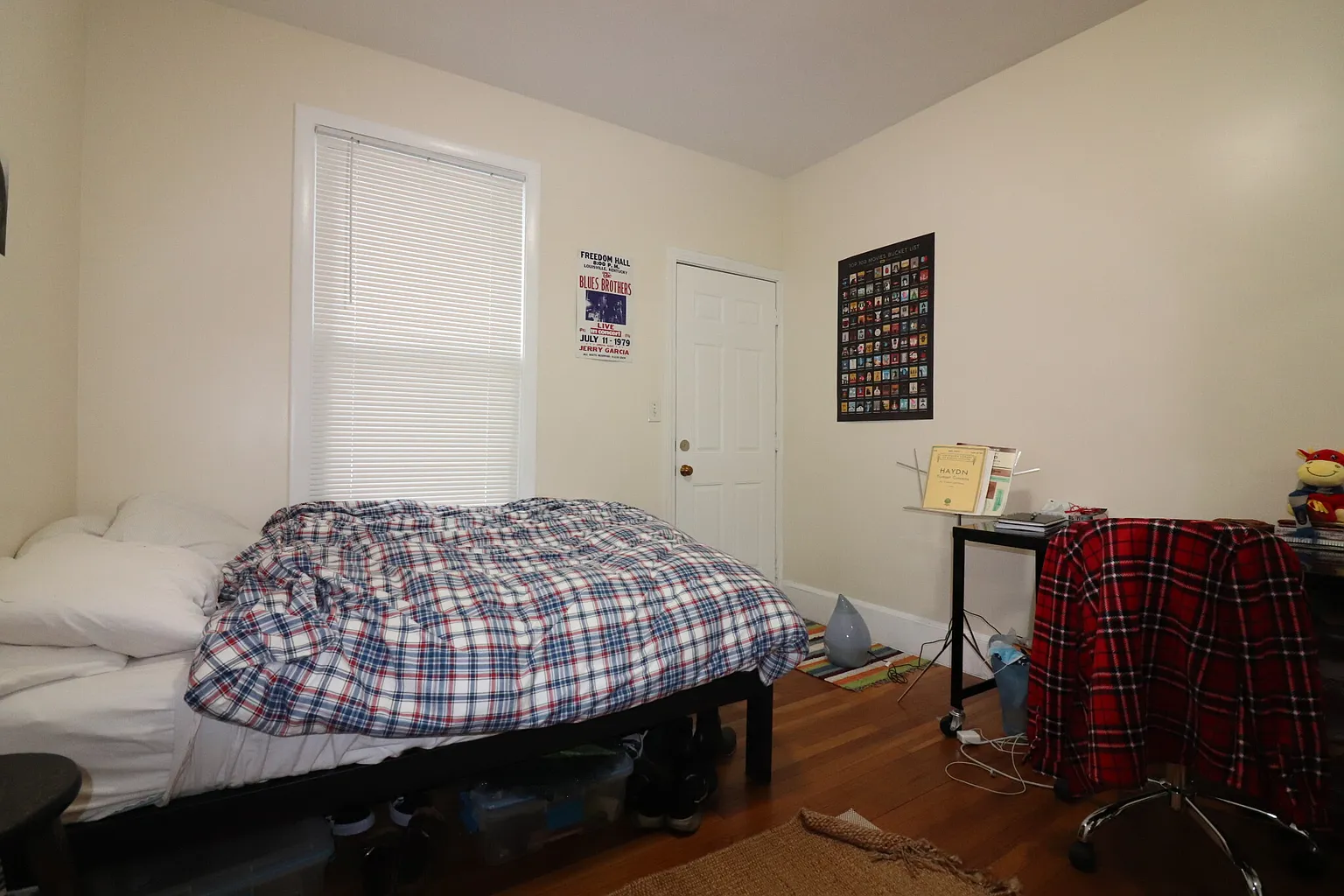 214 Freeman St, North Brookline