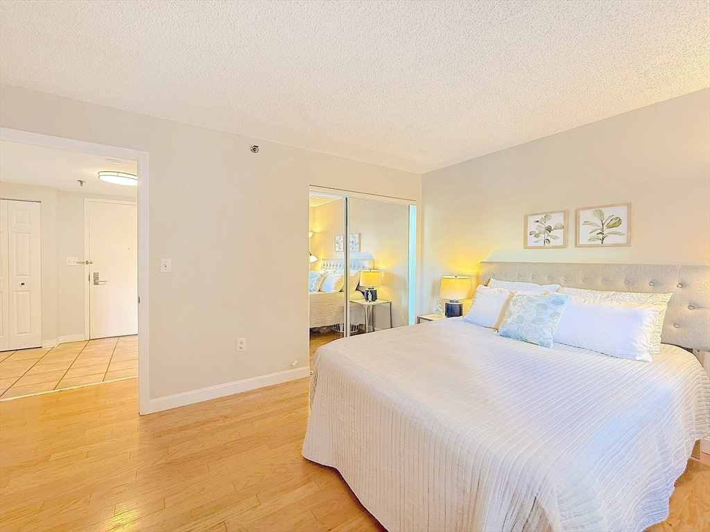 15 N Beacon St, Allston