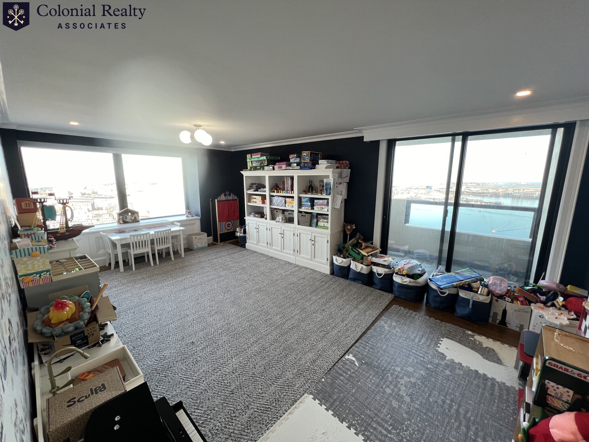 83 East India Row, Waterfront