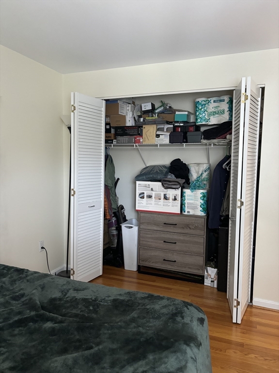 931 Massachusetts Ave, Mid-Cambridge