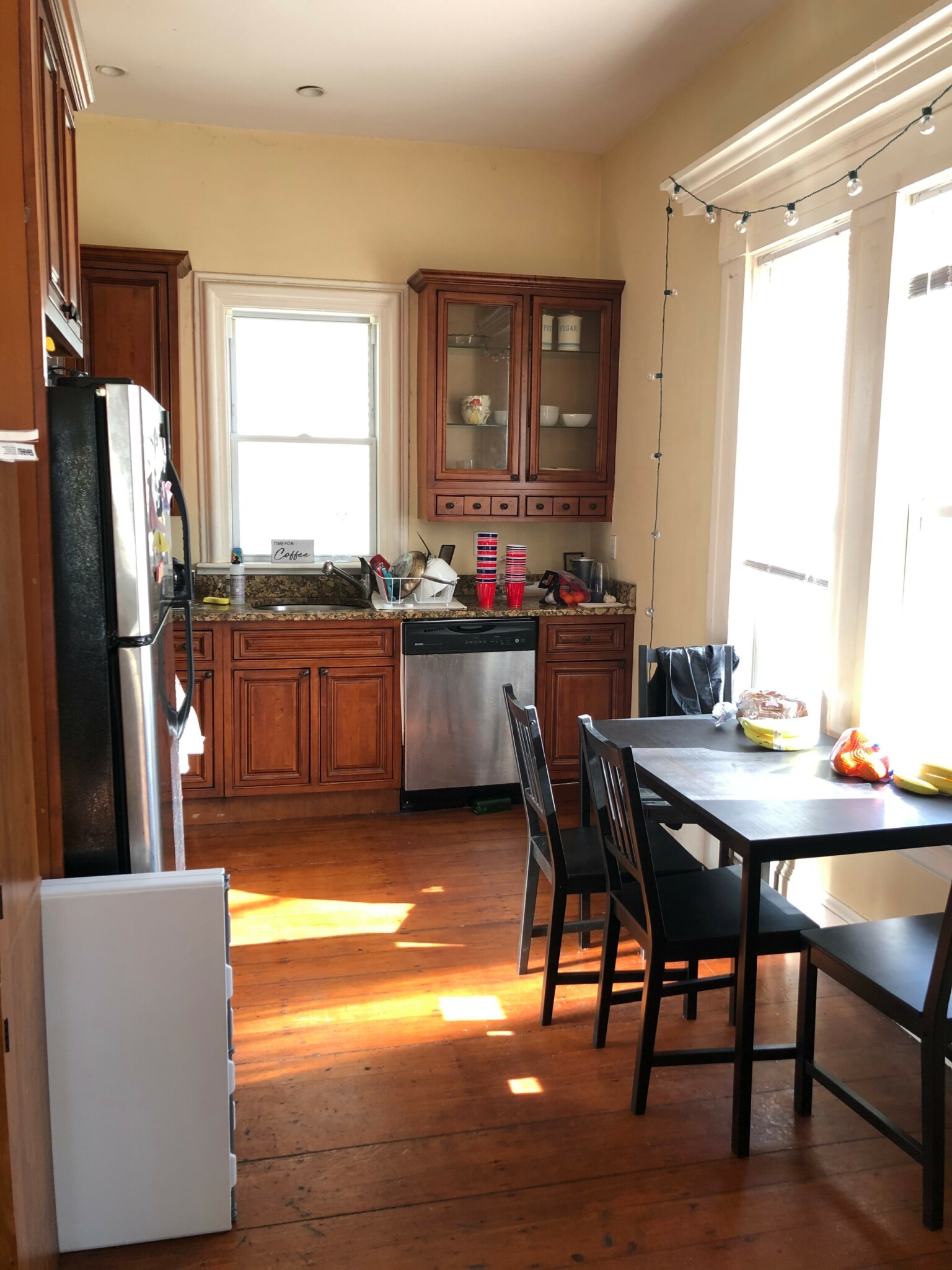 135 Hillside St, Mission Hill