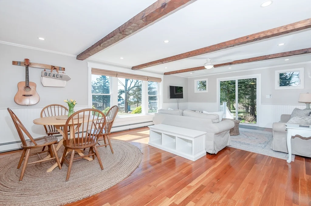 26 Mattakiset Rd, Antassawamock