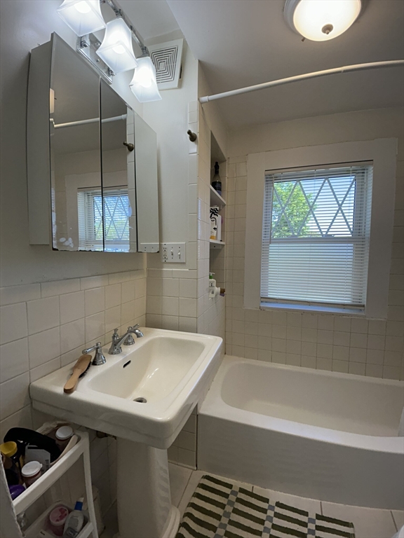 108 Brooks St, Boston