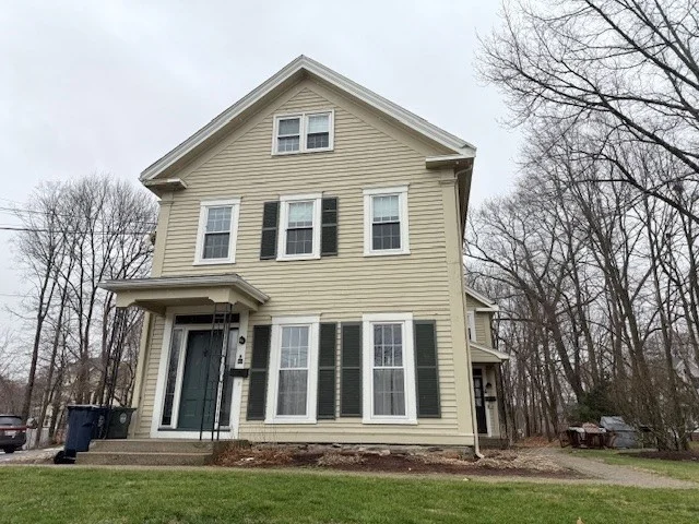 95 Elm St, Andover
