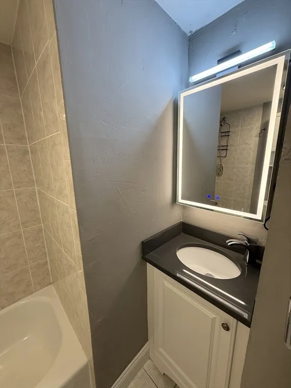 181 Bowen St, South Boston