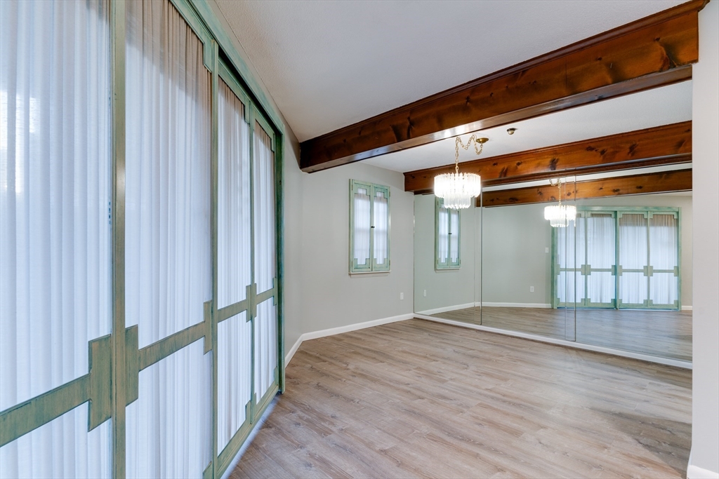 20 Brian Dr, Stoughton