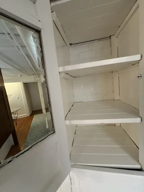 12 Humboldt St, Neighborhood Nine