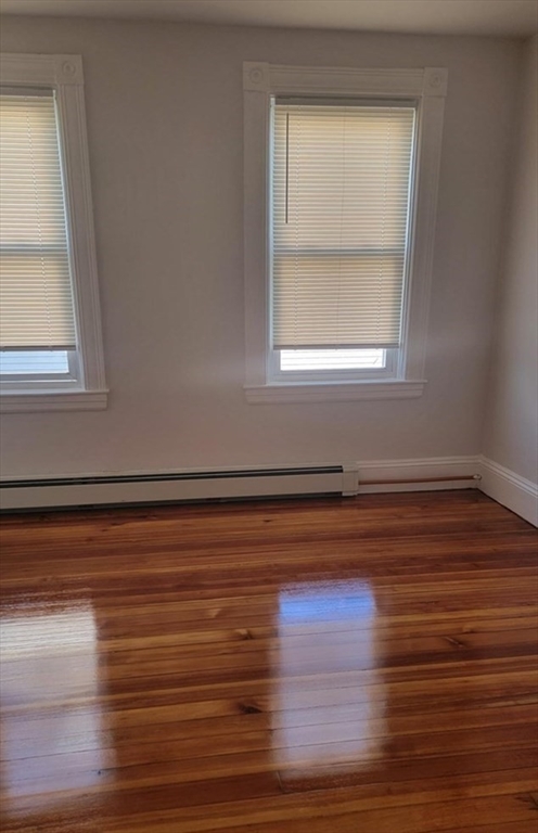 27 Brooks Ave, Quincy