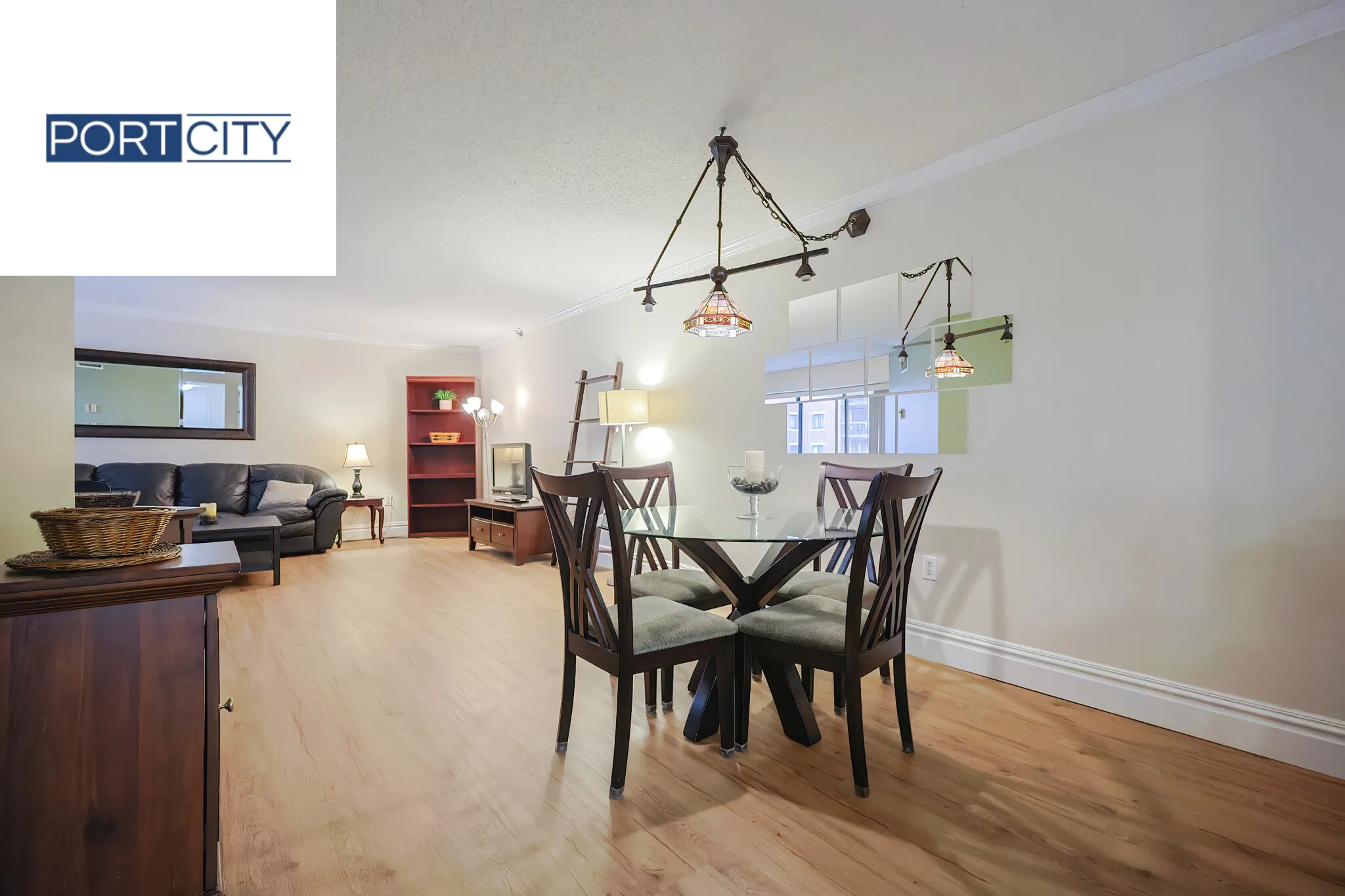 15 Beacon St, Downtown