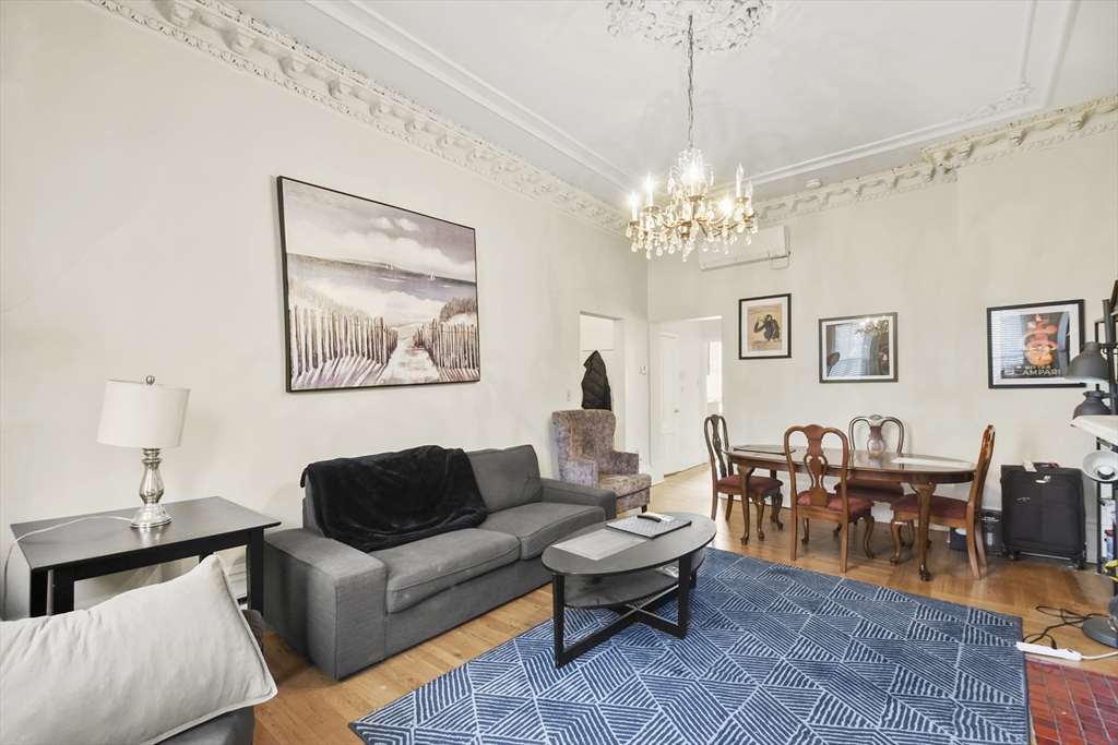 57 E Springfield, Boston