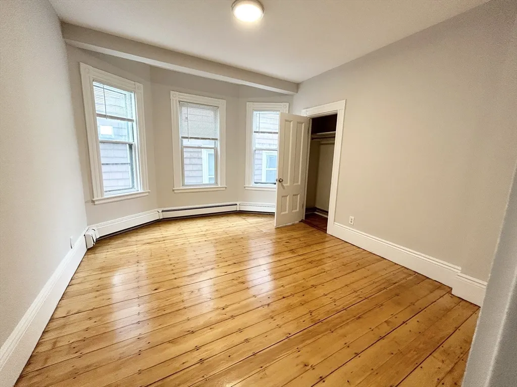 12 Buttonwood, Boston