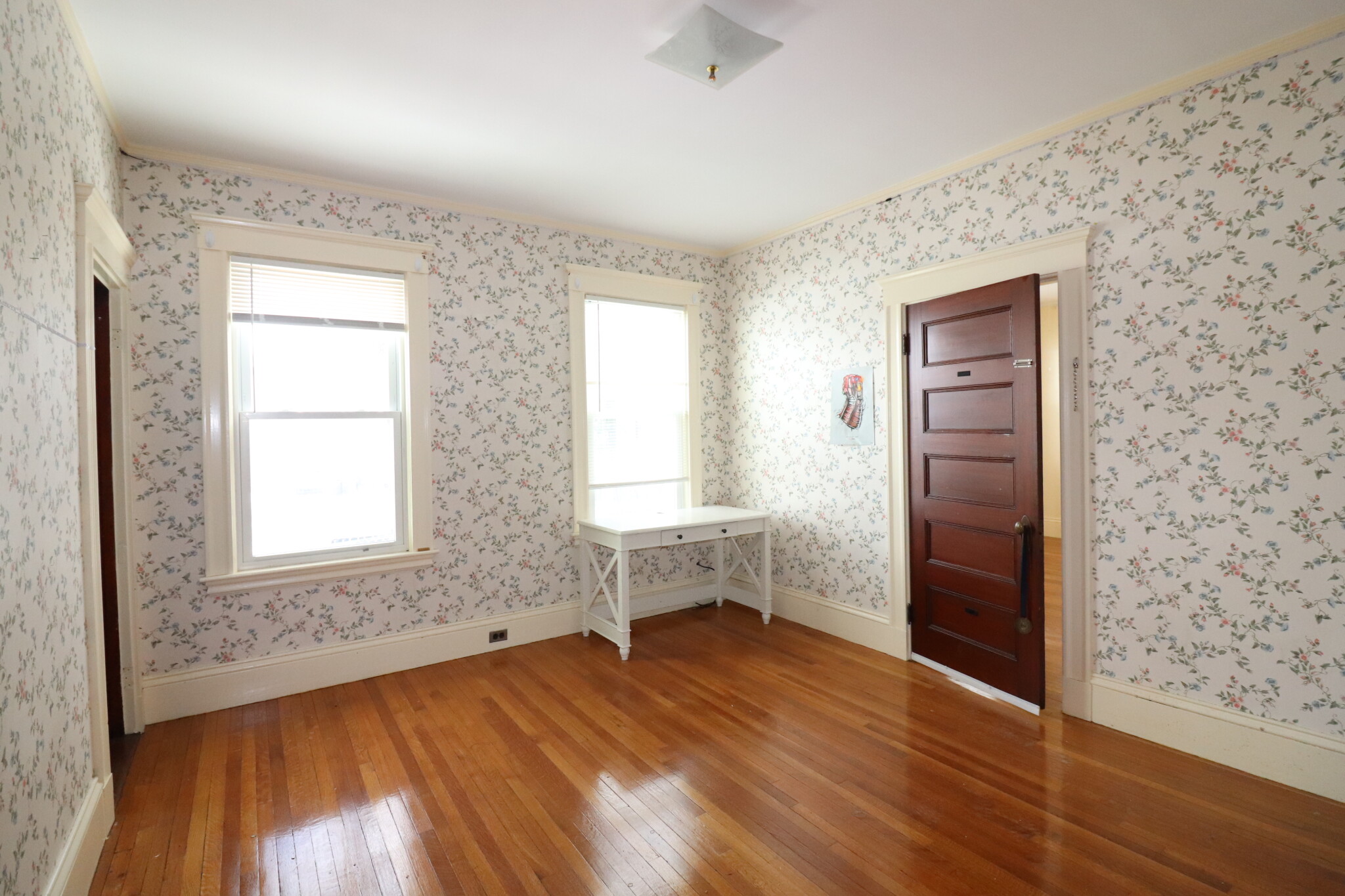 3 bed, 2 bath apartment for rent at 582 Cambridge St Unit 1, Allston — photo 9 of 10