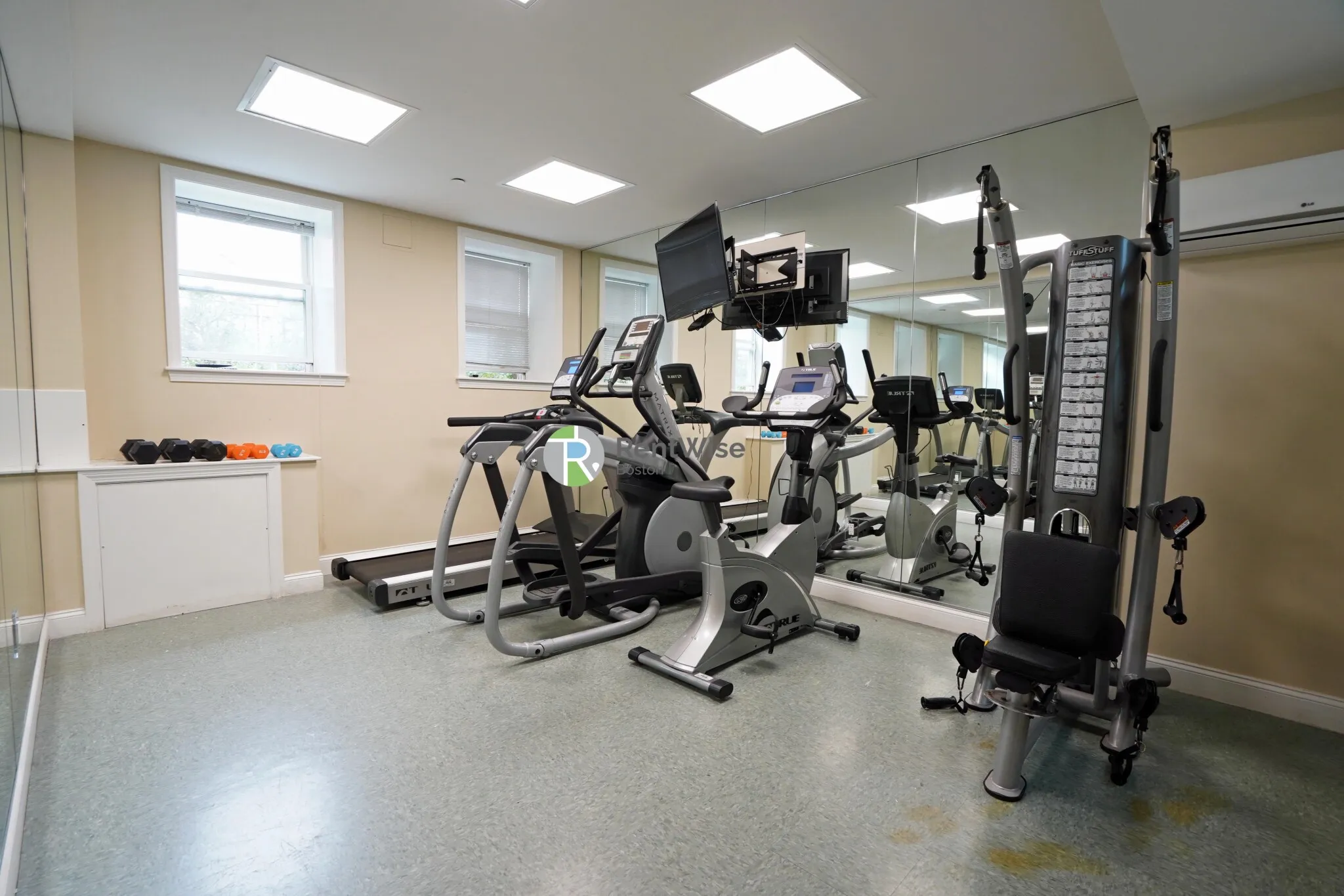 1 Chauncy St, Neighborhood Nine