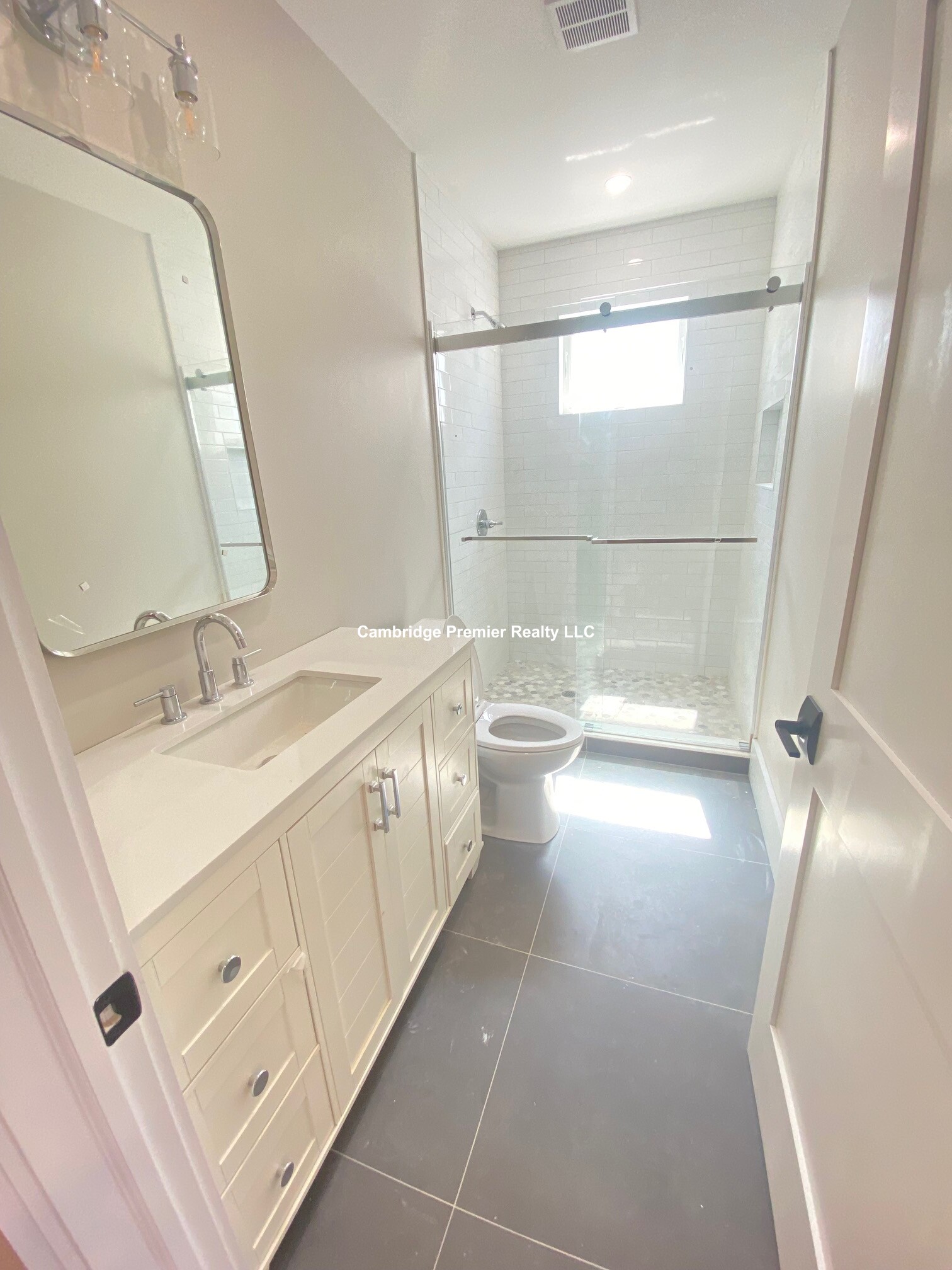 132 Central St, Winter Hill