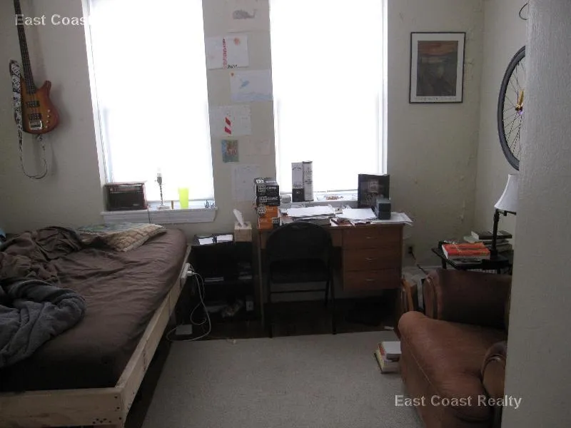 146 Chiswick Rd, Brighton